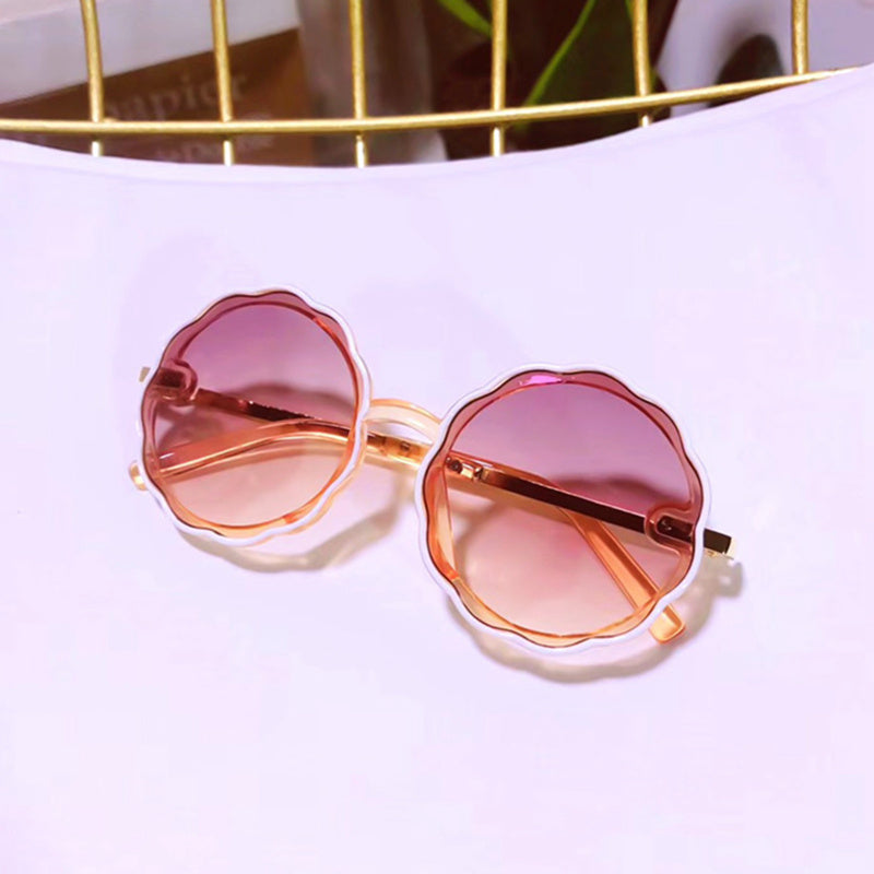 Retro Ripple Sunglasses