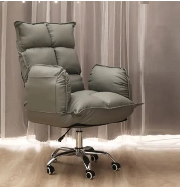 LuxeLoungeChair