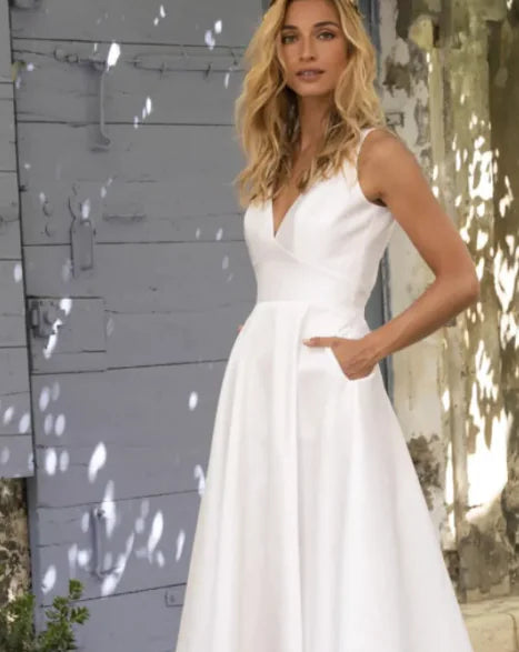 Elegant White Halter Commuter Dress