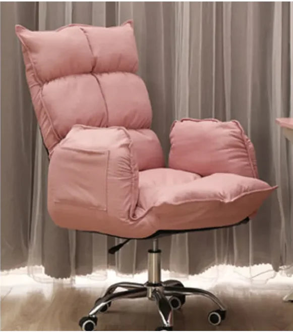 LuxeLoungeChair